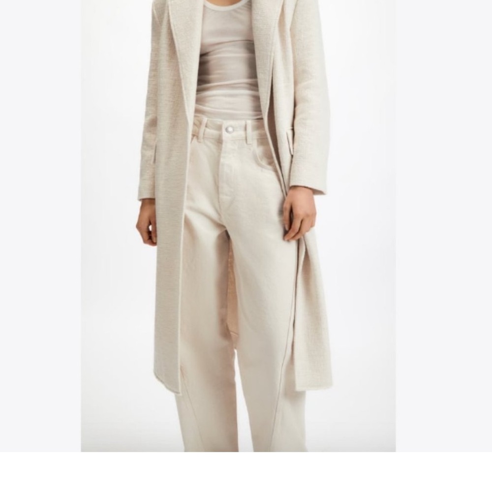 🔖 ZARA Oversized Vanilla/Cream Coat Small